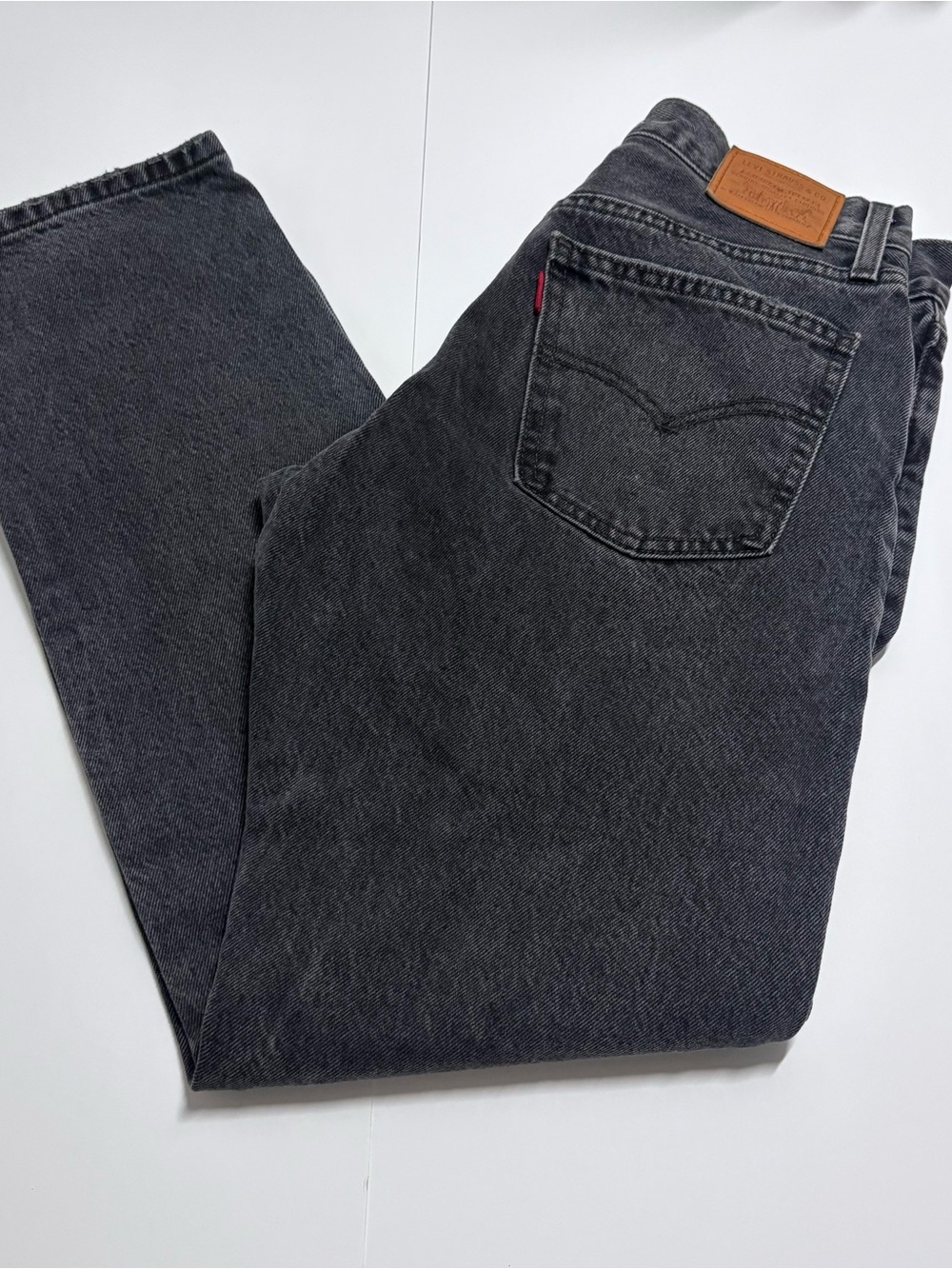 Levi's Men's Charcoal Black Straight Jeans